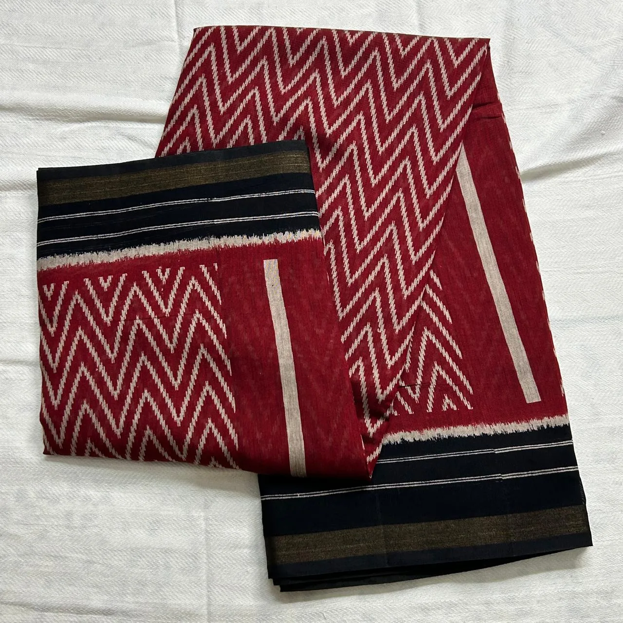 Maheshwari Silk Unstitched Saree, Maroon Chevron Pattern